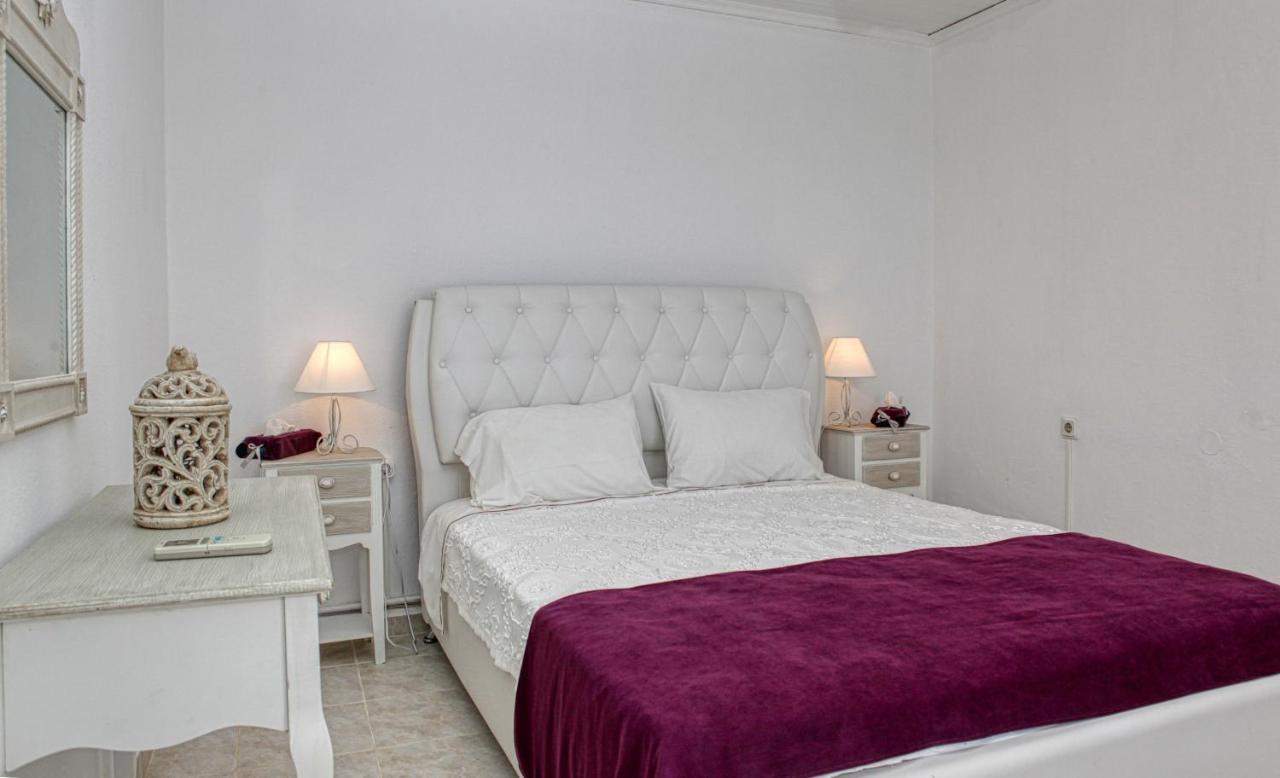 Villa Lemonia Glossa Eksteriør billede